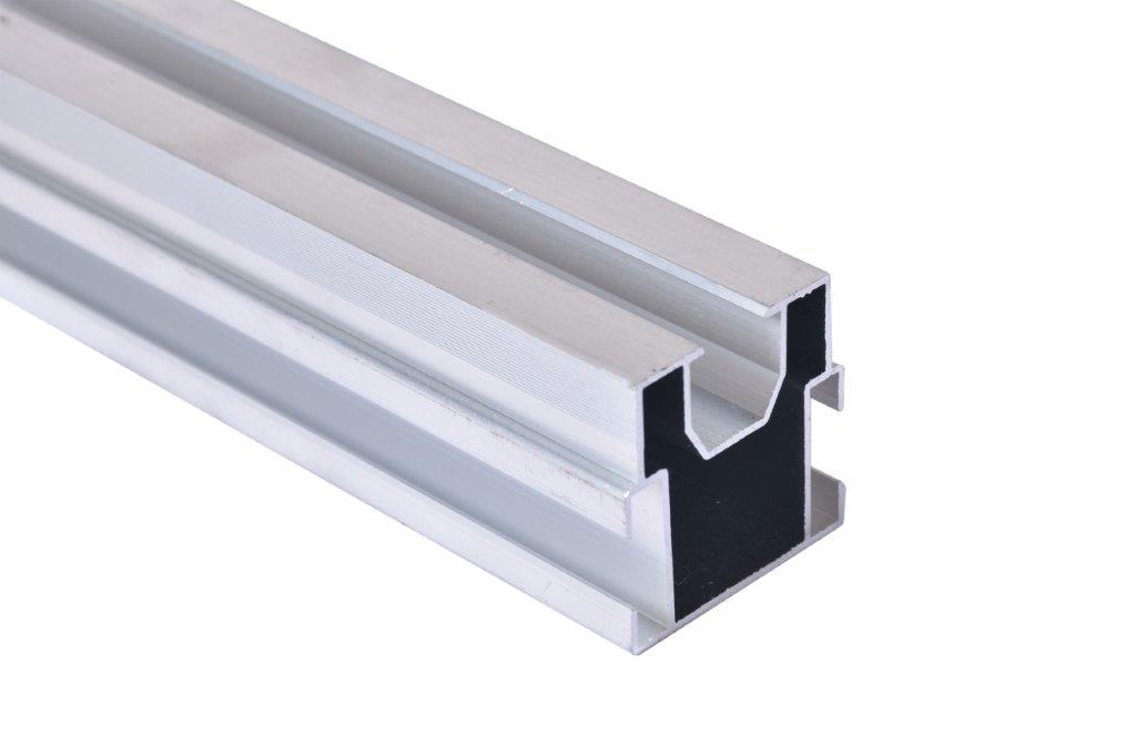 Aluminium Terrassen Unterkonstruktion XL 40x40x2200mm.