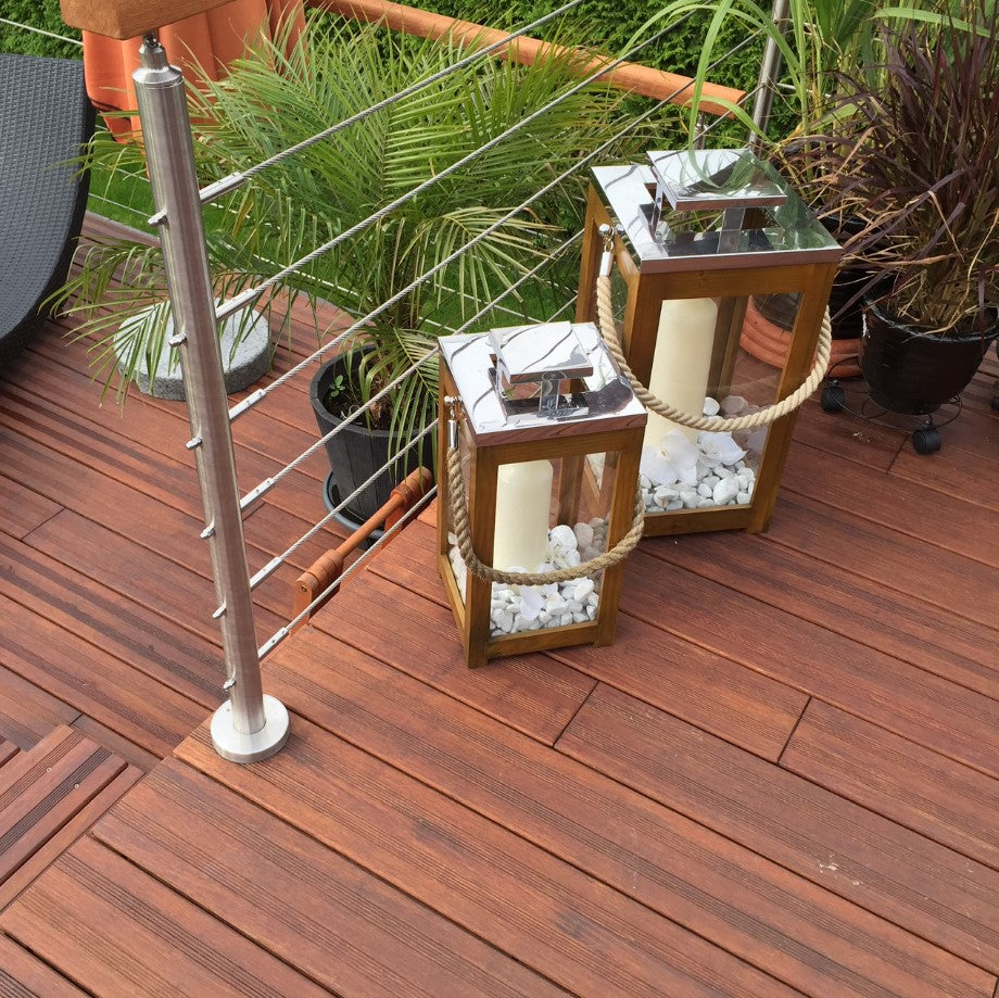 Eine fachgerecht gebaute Bambusterrasse ist für den ganzjährigen Einsatz im Außenbereich konzipiert. 
Frost, Schnee und winterliche Temperaturen sind deshalb nicht automatisch ein Problem.